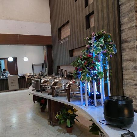 City Hotel Tasikmalaya Zewnętrze zdjęcie
