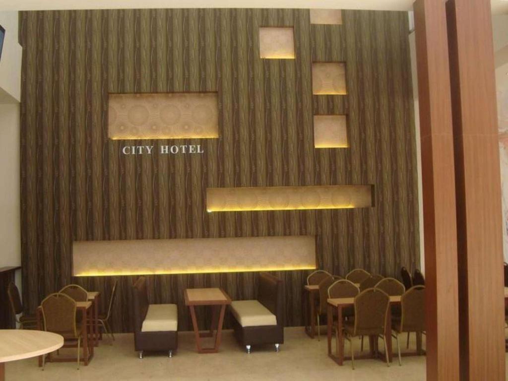 City Hotel Tasikmalaya Zewnętrze zdjęcie