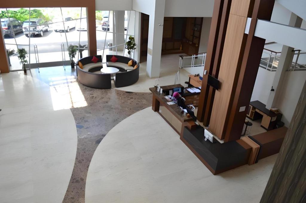 City Hotel Tasikmalaya Zewnętrze zdjęcie
